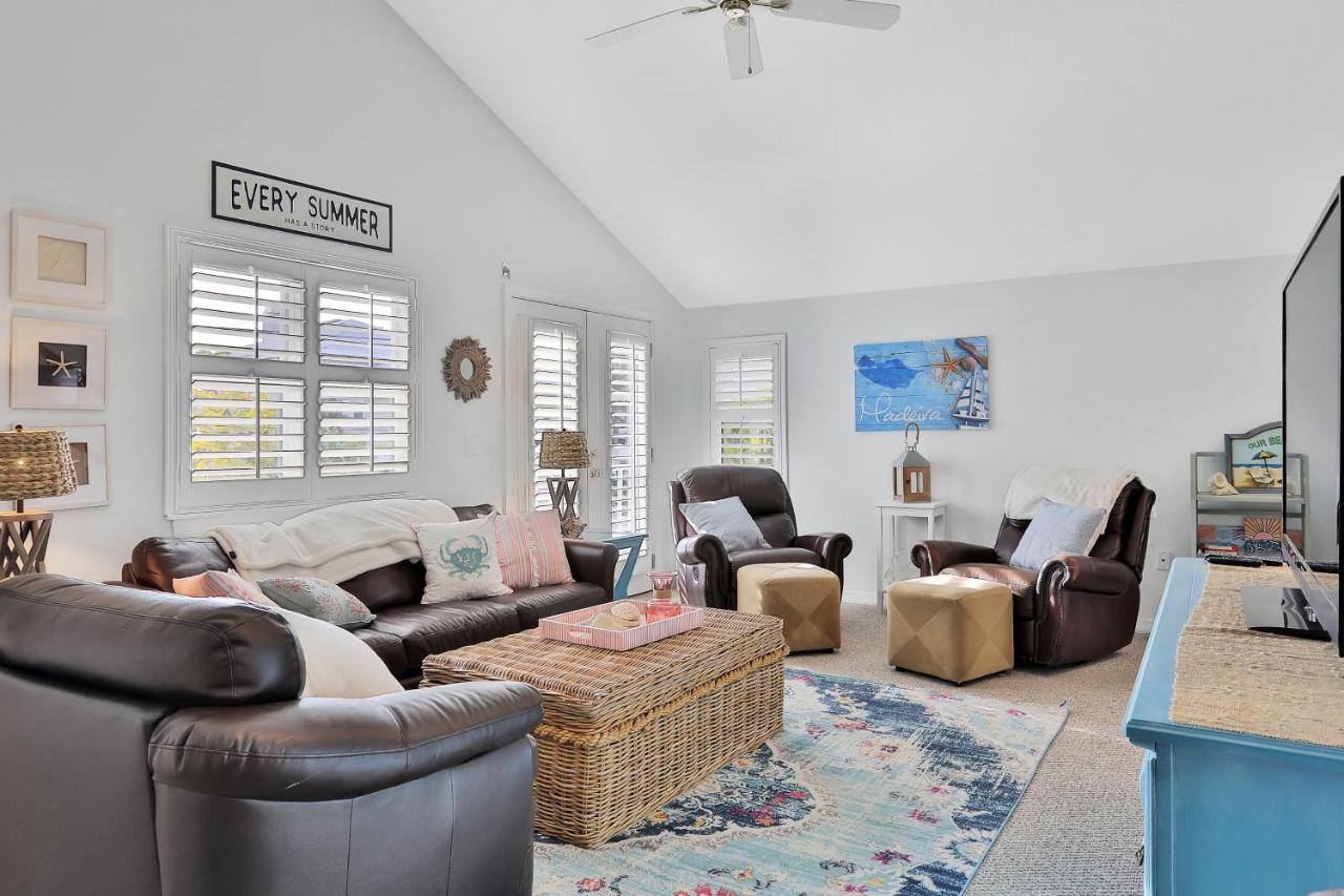 Sol Mate Beach Cottage Сант Пит Бич Экстерьер фото